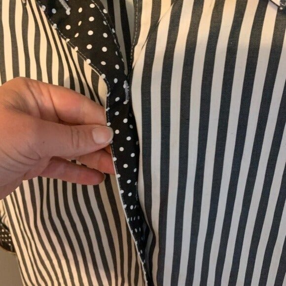 VINTAGE Alia Striped Button Up - Size 12 - Picture 5 of 9
